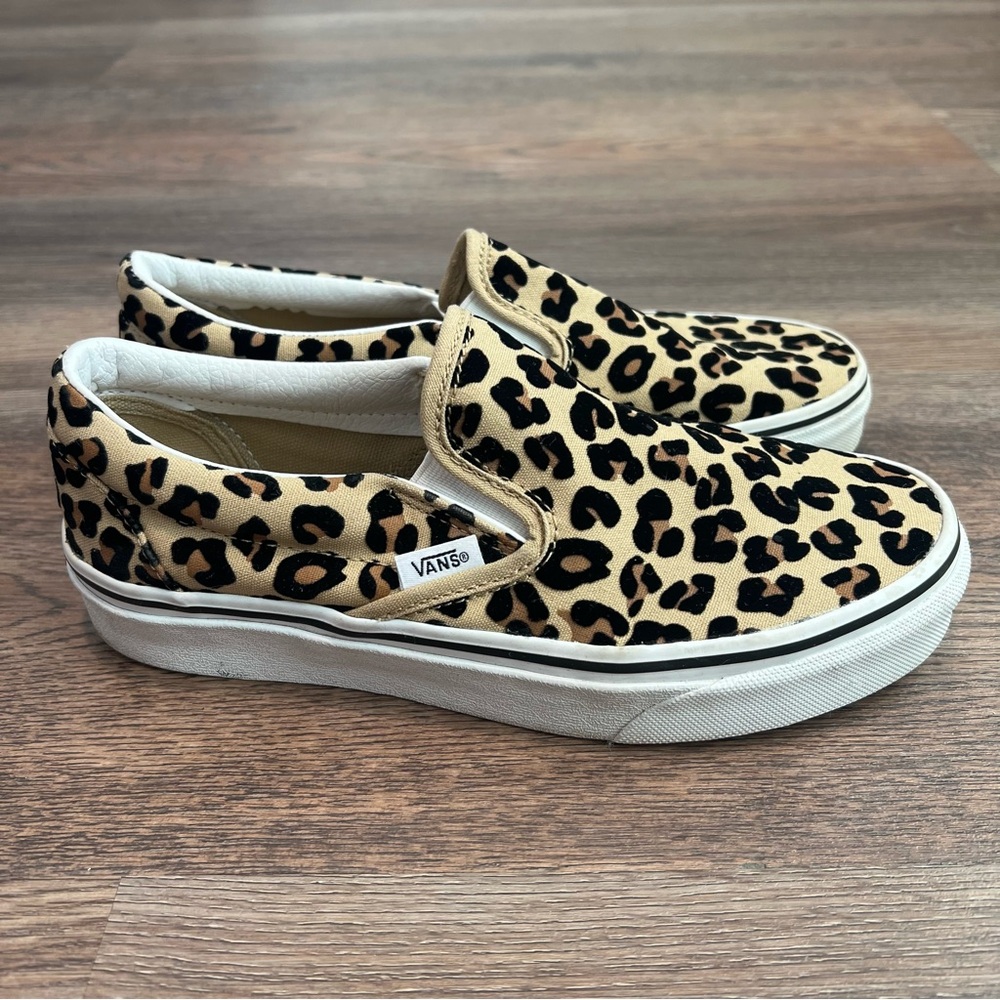 Vans Slip-On Leopard Sneakers Women’s 6.5 Canvas Skate Shoes Animal Print Casual - Picture 2 of 10